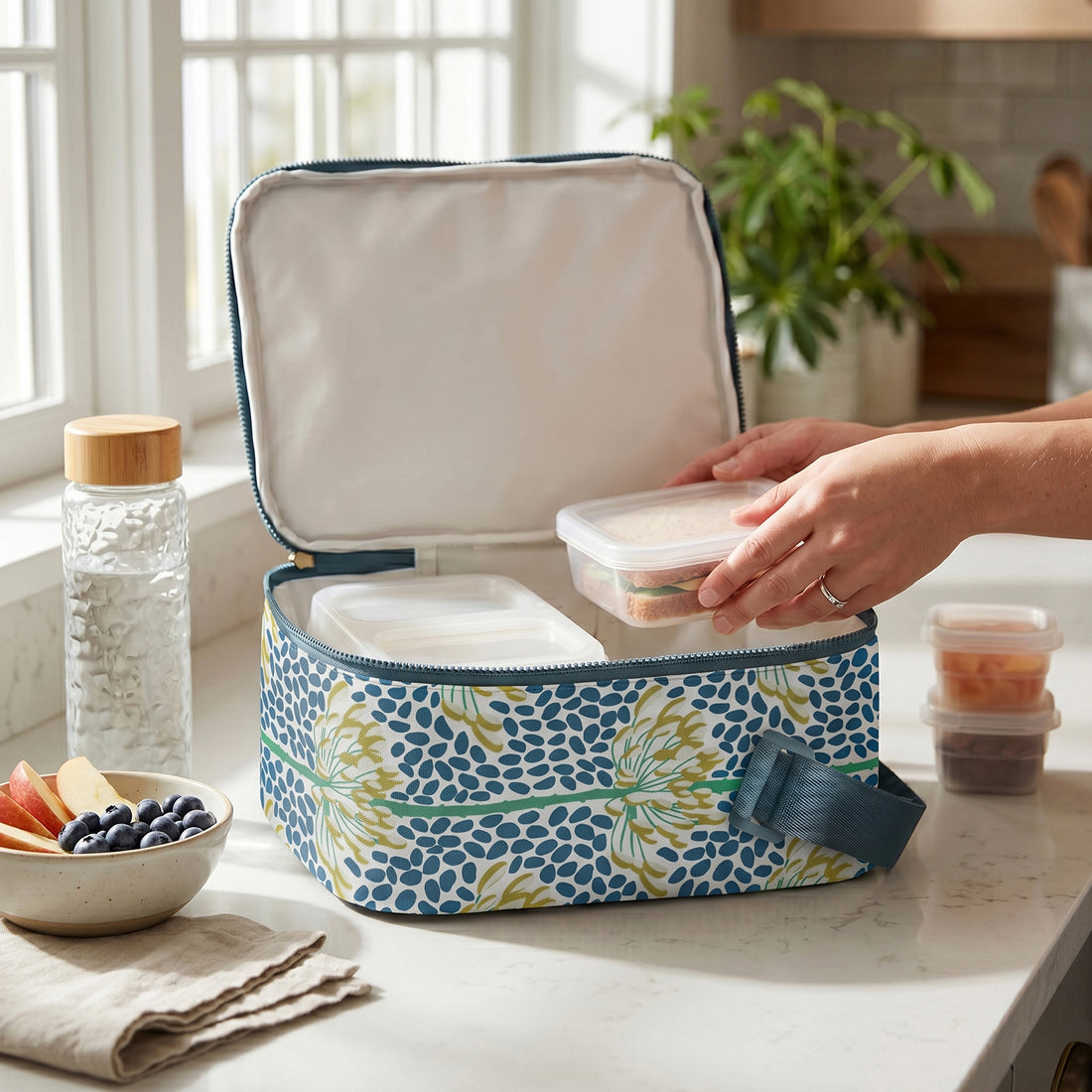 Meadow Lunch Tote