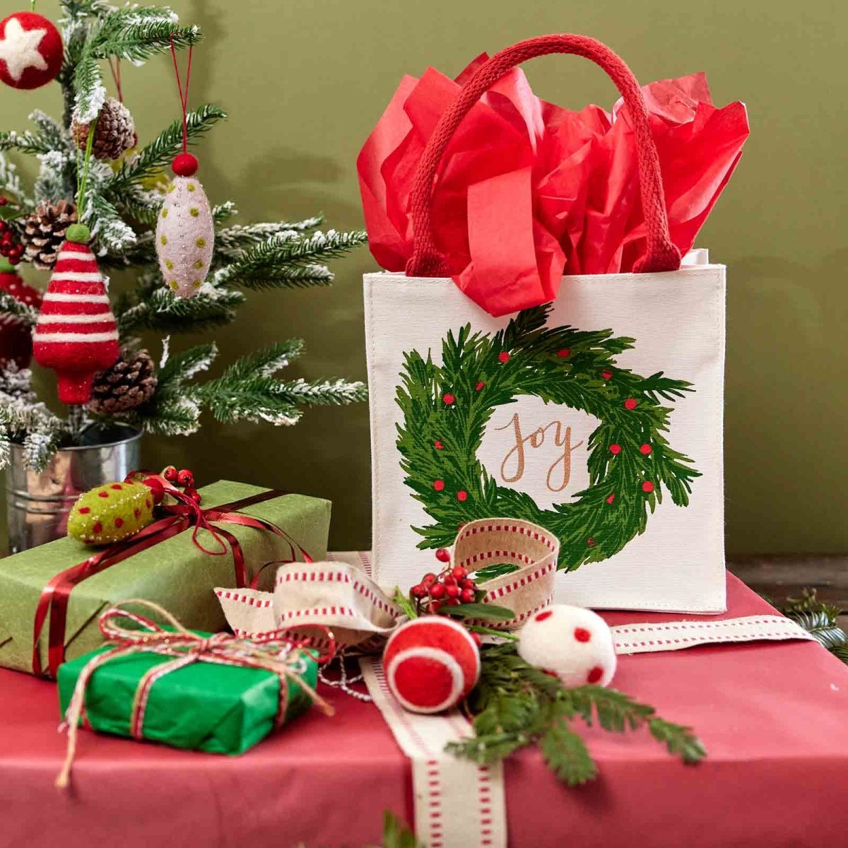 Joy Wreath Reusable Itsy Bitsy Gift Bag Gift Bag - rockflowerpaper