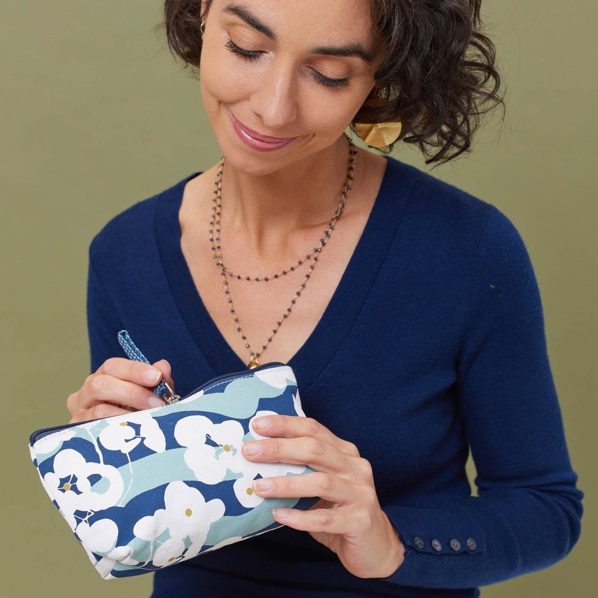 Lilou Small Relaxed Pouch Pouch - rockflowerpaper