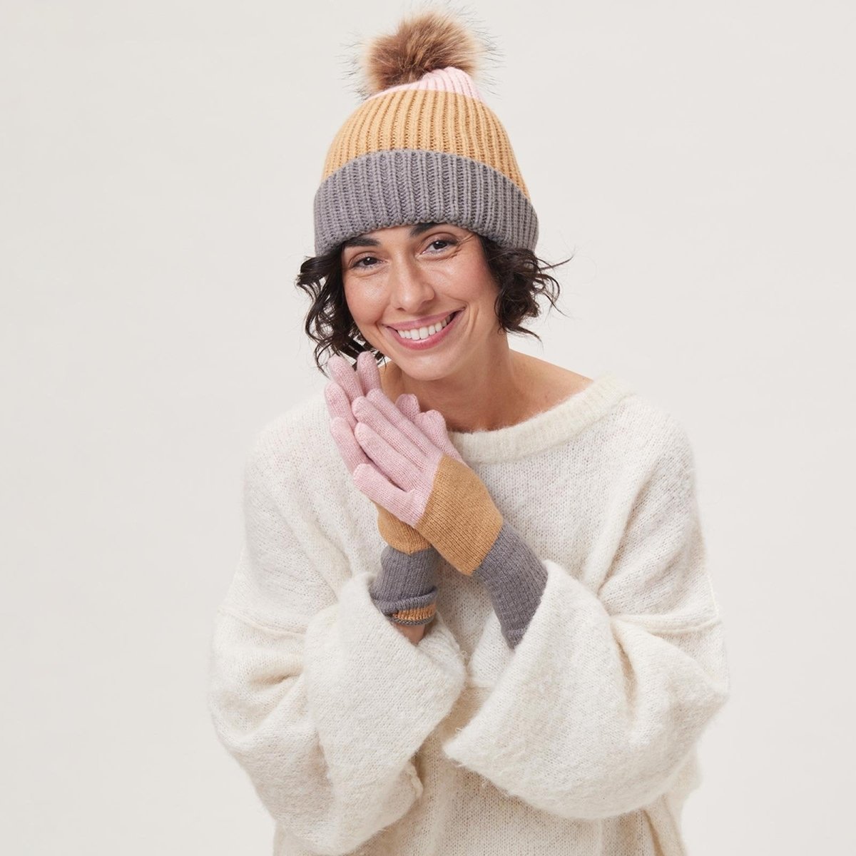 Paddington Pink Knit Gloves Gloves - rockflowerpaper