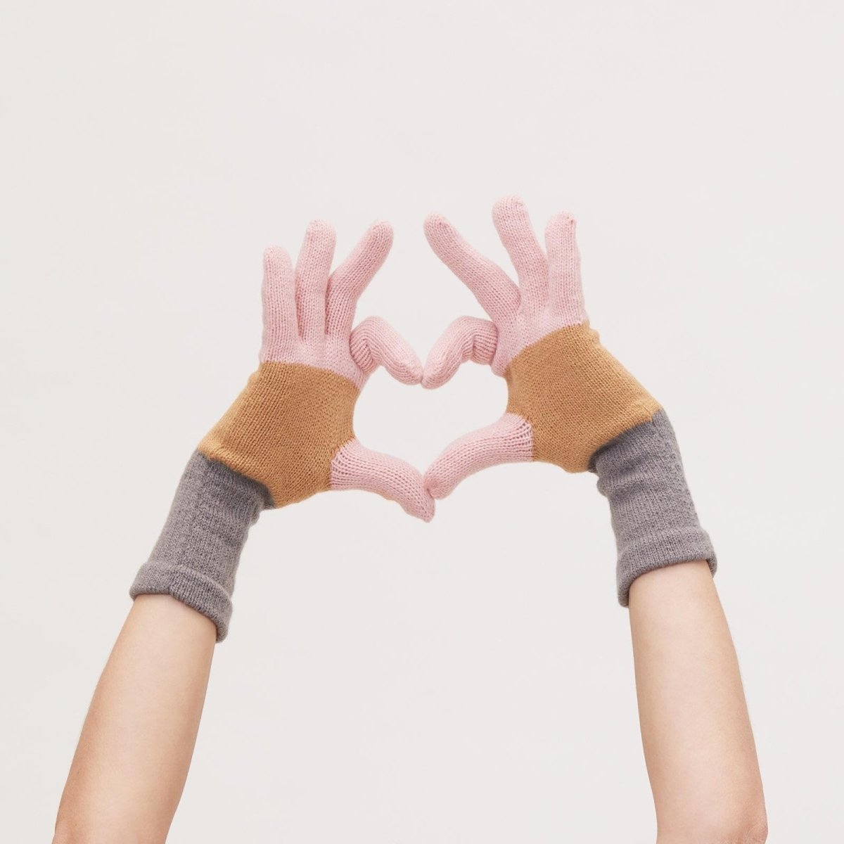 Paddington Pink Knit Gloves Gloves - rockflowerpaper