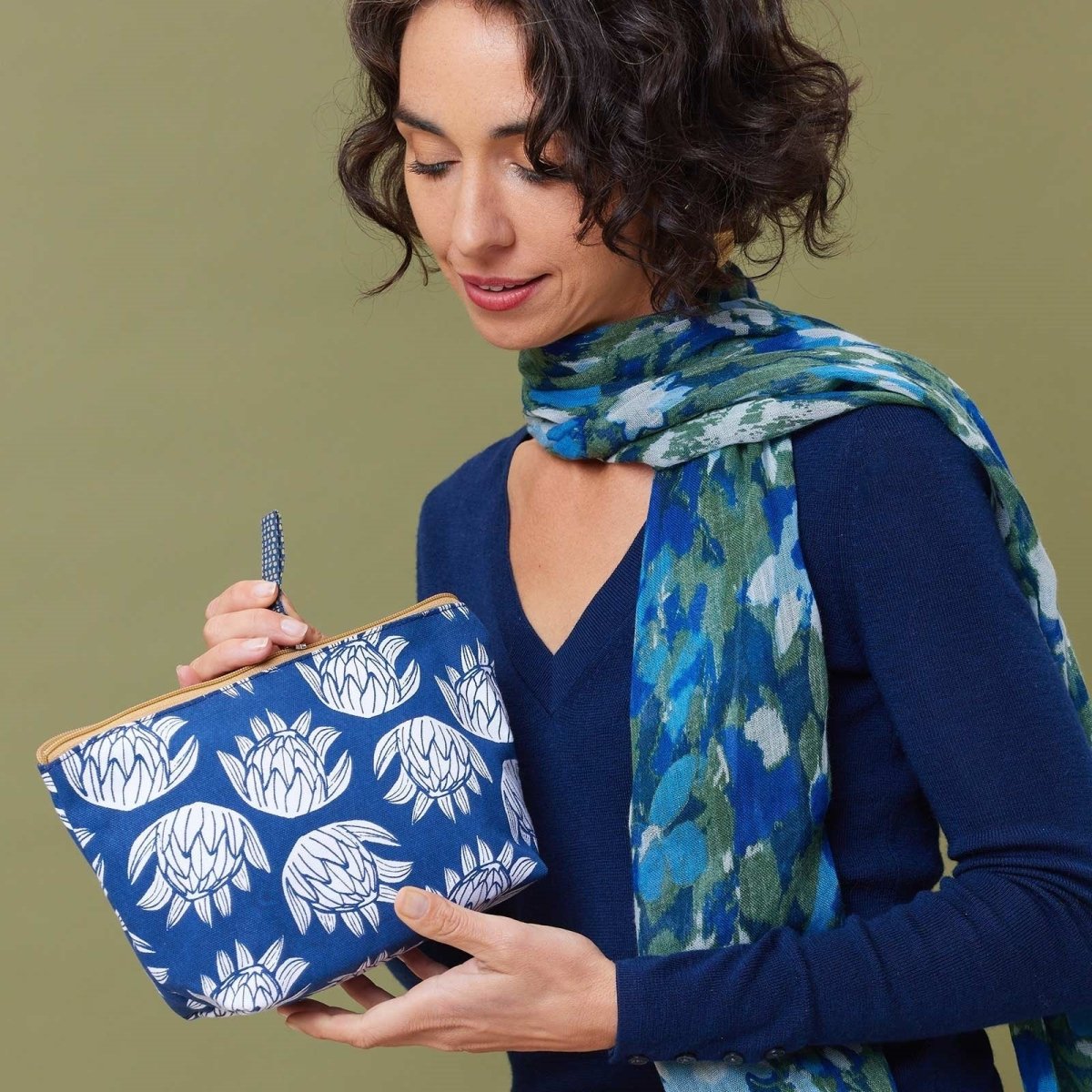Protea Medium Relaxed Pouch Pouch - rockflowerpaper