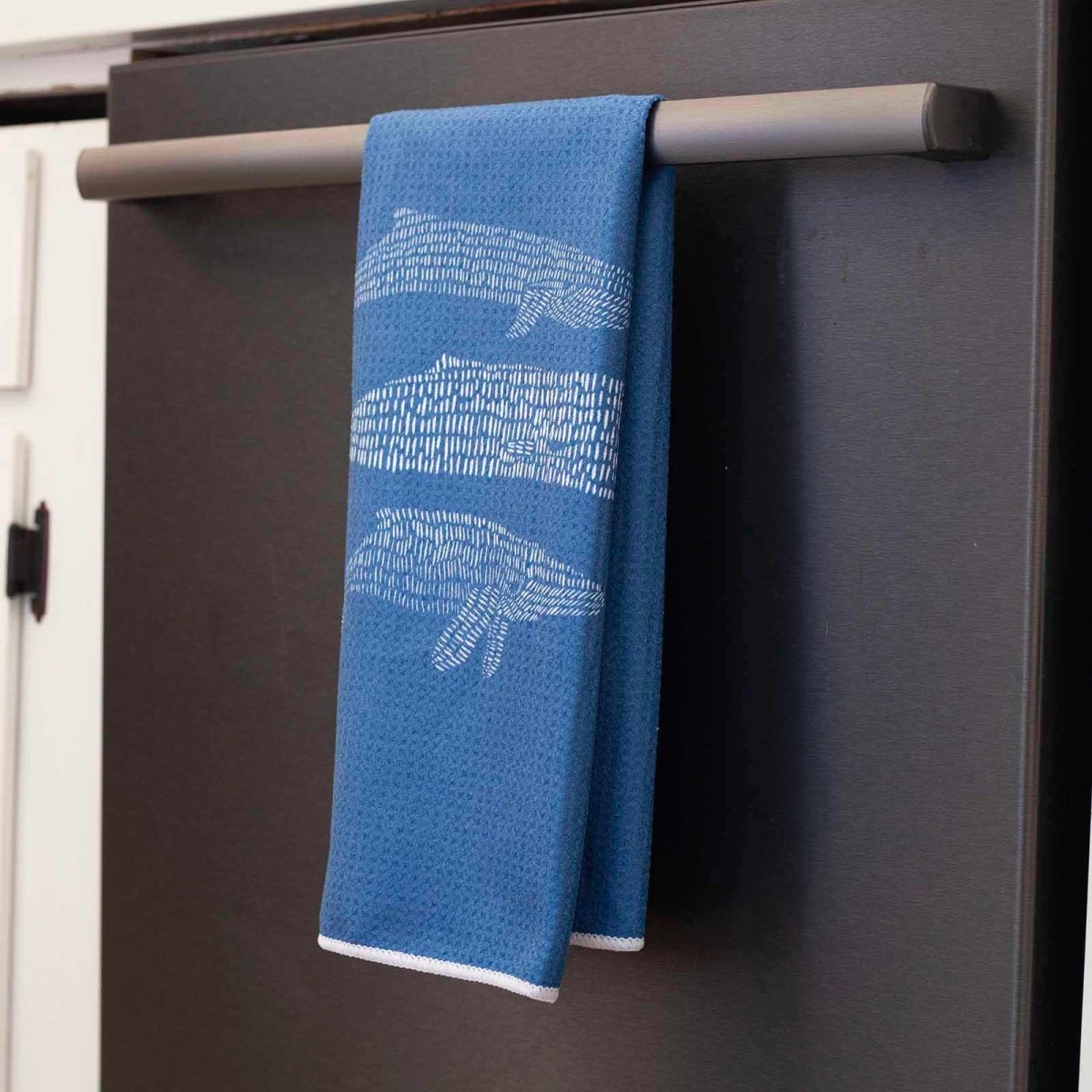 Whales blu Kitchen Tea Towel Kitchen Towel - rockflowerpaper