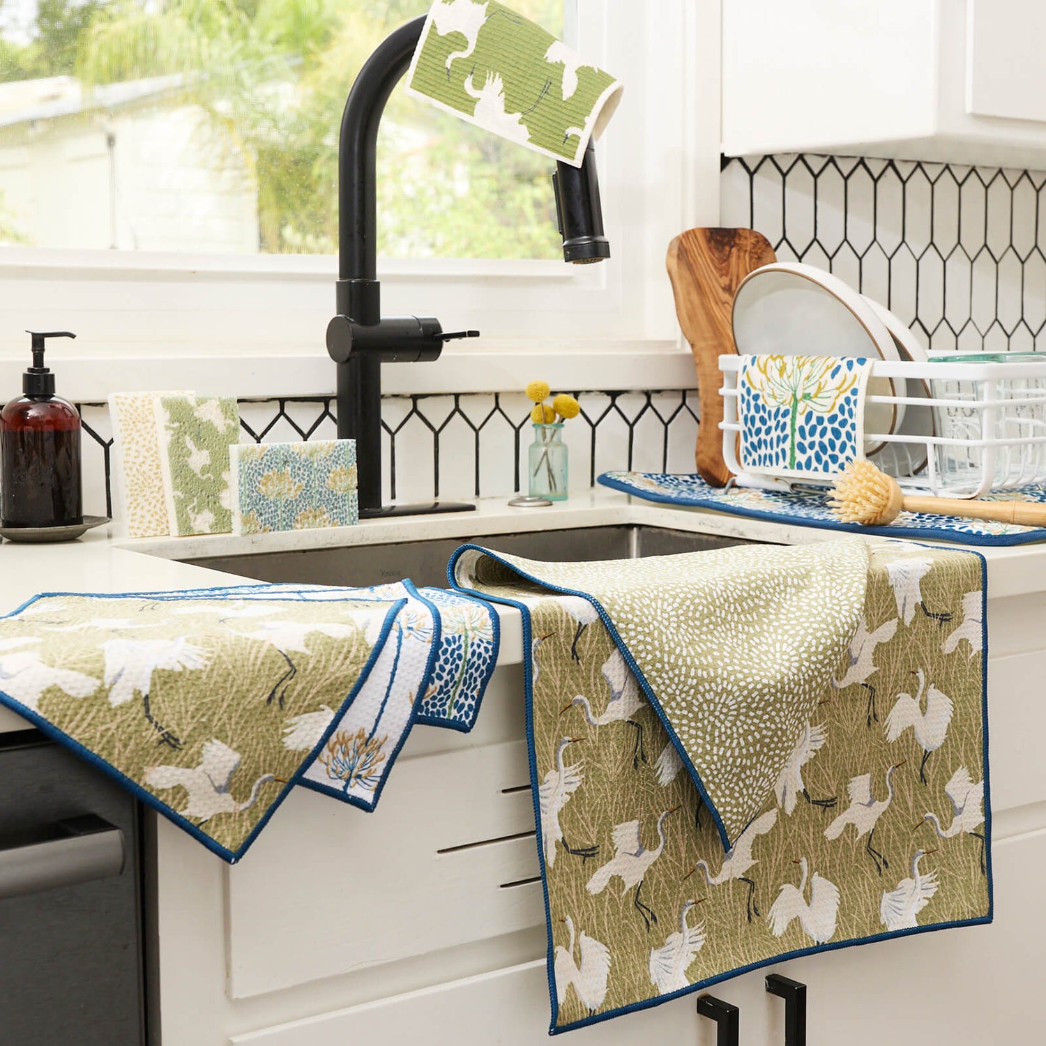Egret &amp; Reed blu Eco Kitchen Tea Towel