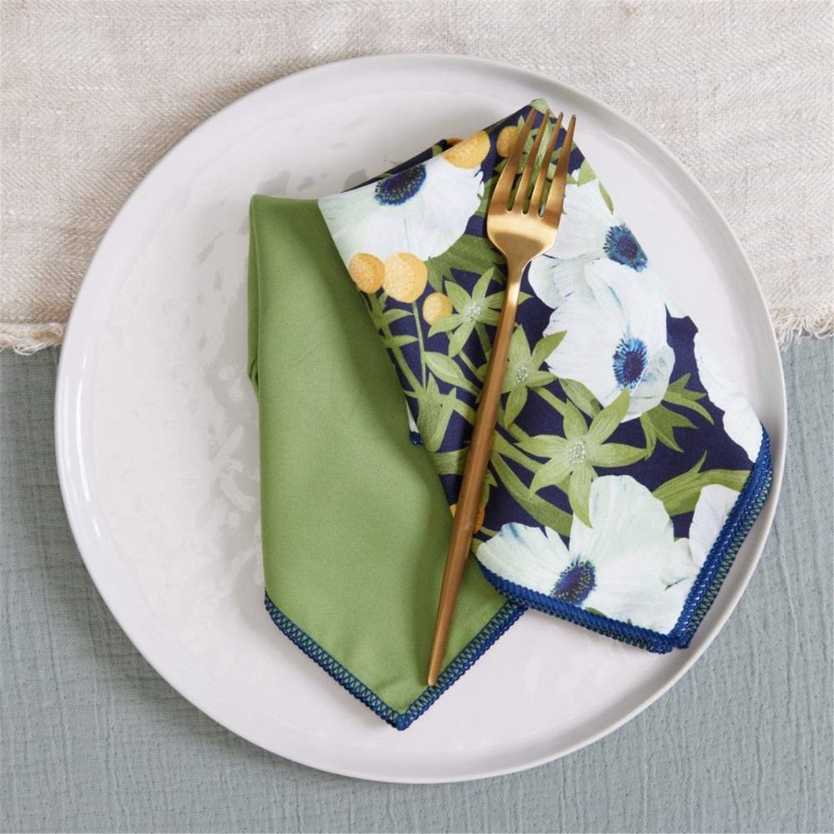 Anemone Poppy blu Dinner Napkin Dinner Napkin - rockflowerpaper