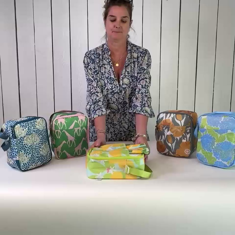 Giraffe Pink &amp; Green Lunch Tote