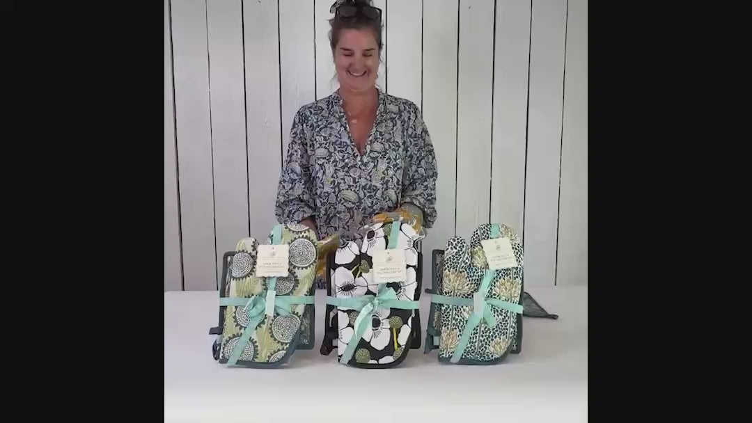Windflower Oven Mitt Pot Holder (set of 2)