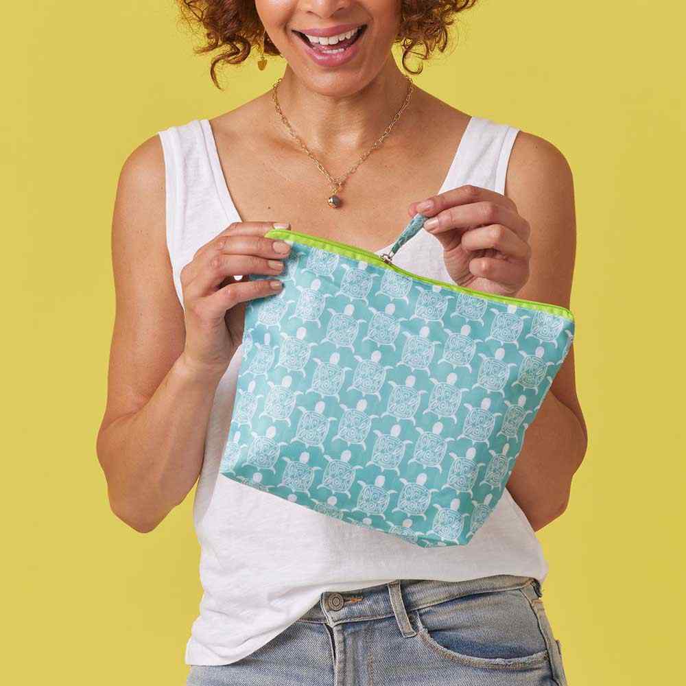 Sea Turtle Splash Proof Pouch Travel Pouch - rockflowerpaper