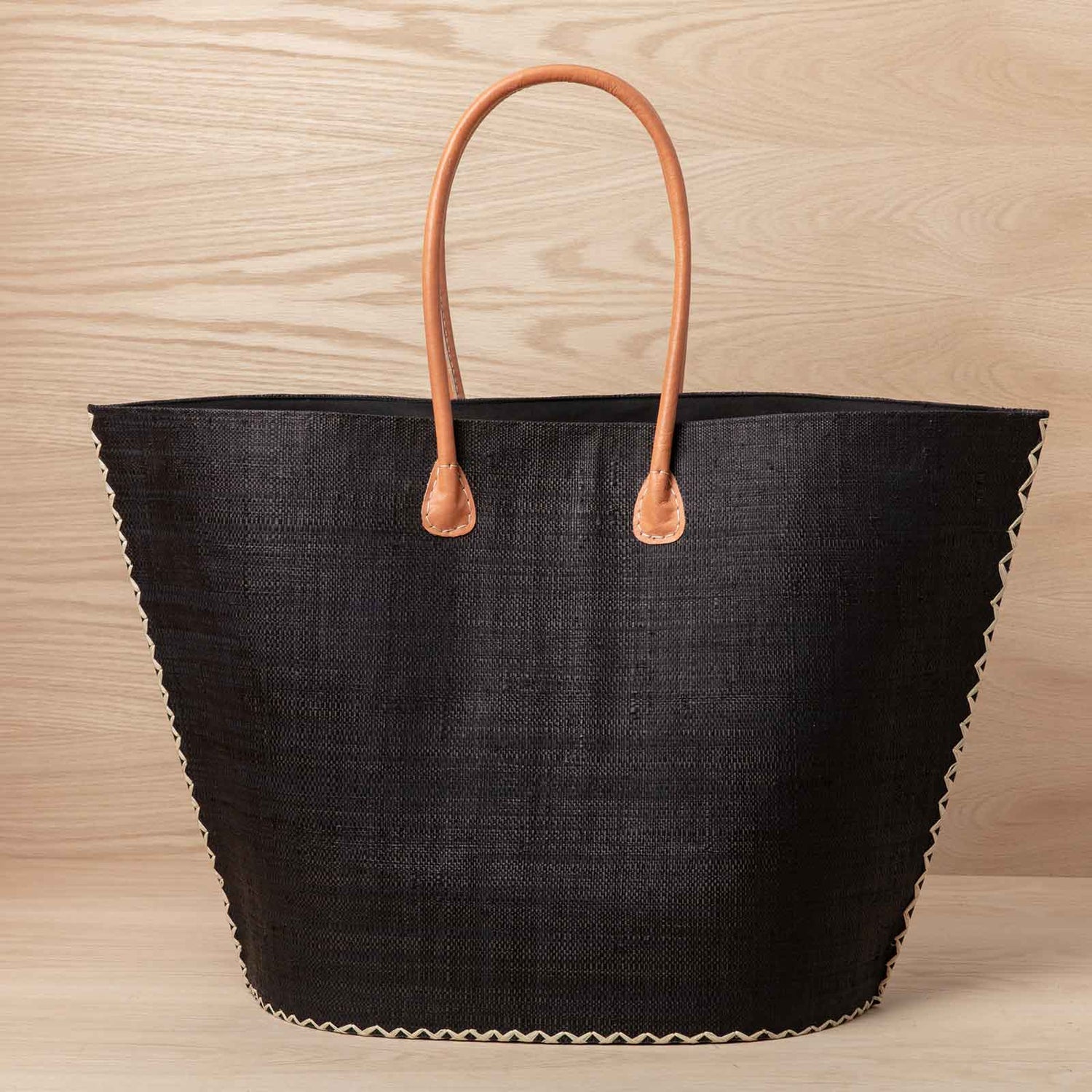 Small Round Raffia Bags with Leather Handle and Closure