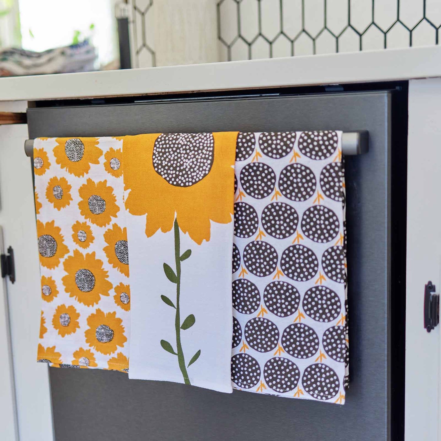 Cheerful Sunflowers Cotton Kitchen Towels Set Of 3