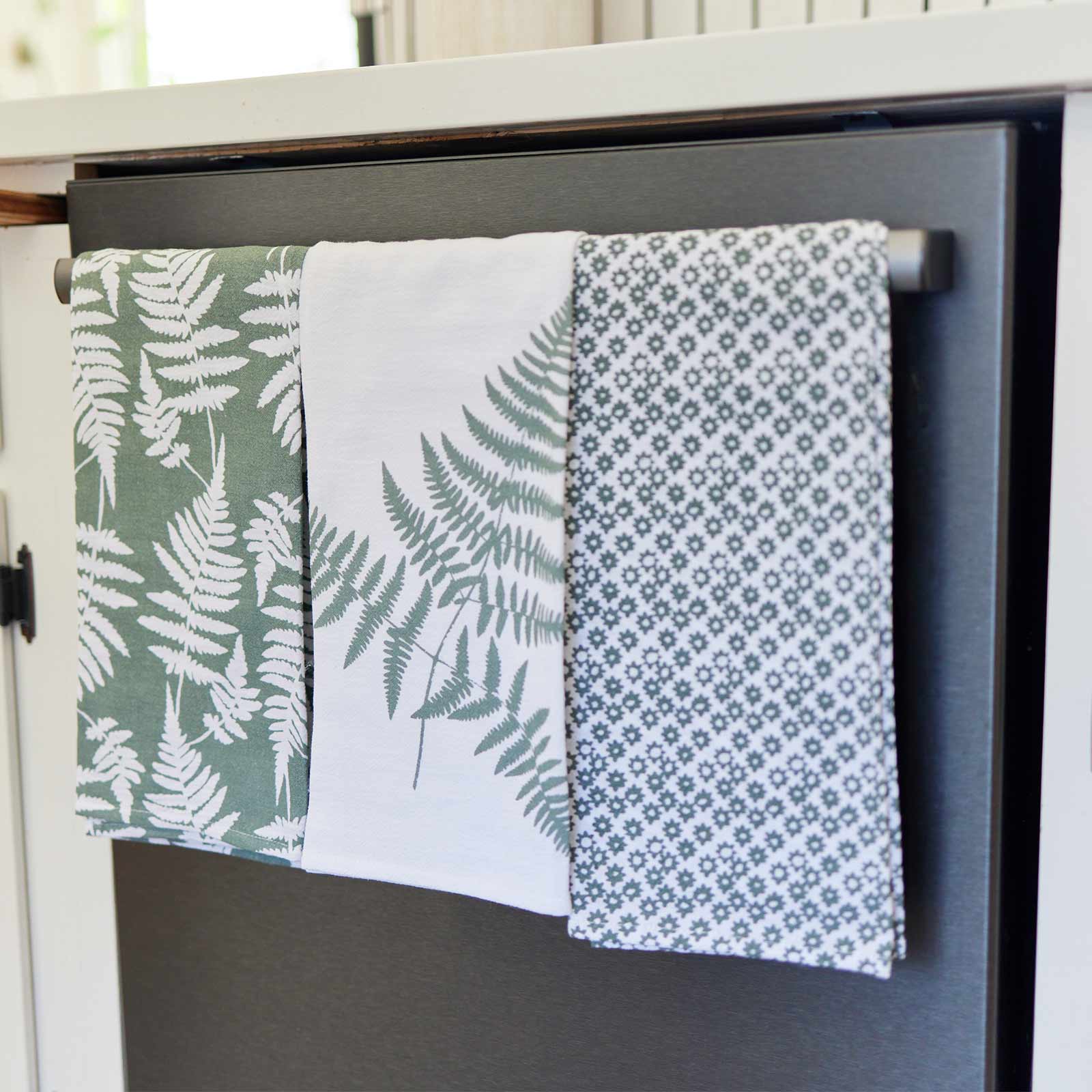 Ferns Green Cotton Kitchen Towels Set Of 3 Kitchen Towel - rockflowerpaper