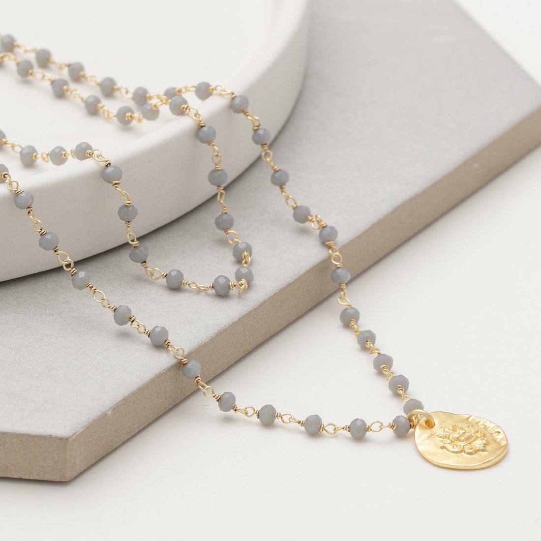 18 Inch 18K Gold Plated Double Layered Circle Pendant Necklace With Grey Chalcedony Beads Necklace - rockflowerpaper