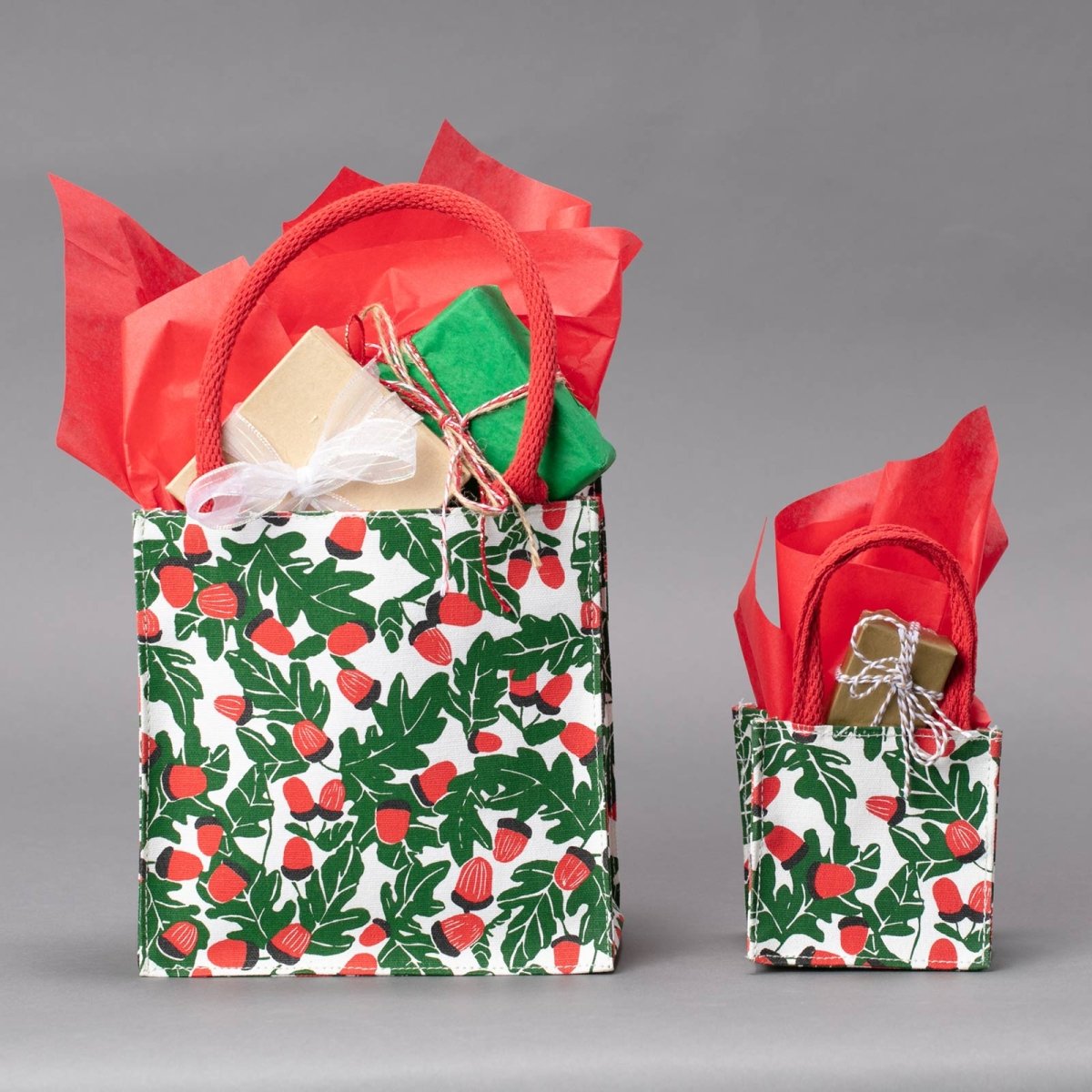 Holiday Acorn&
