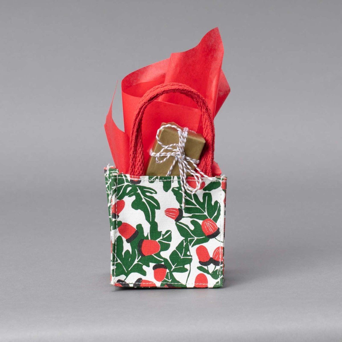 Holiday Acorn&